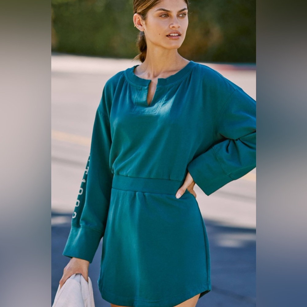 Daily Practice Anthro Long-Sleeve Graphic Mini Dress Green Sz XL NWT Athleisure